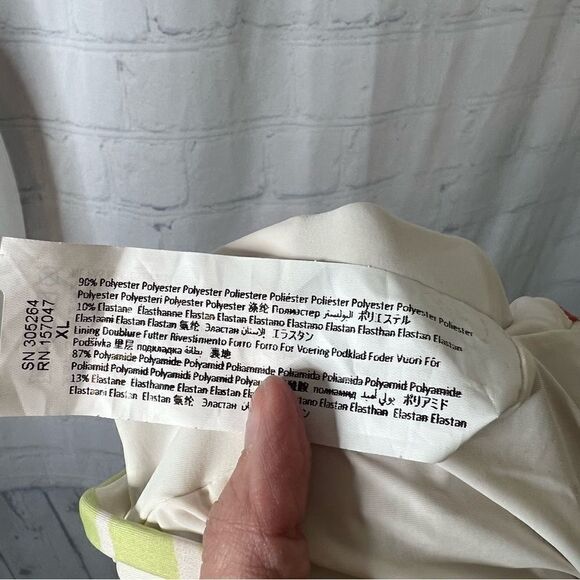 Farm Rio swimsuit - Picture 7 of 10